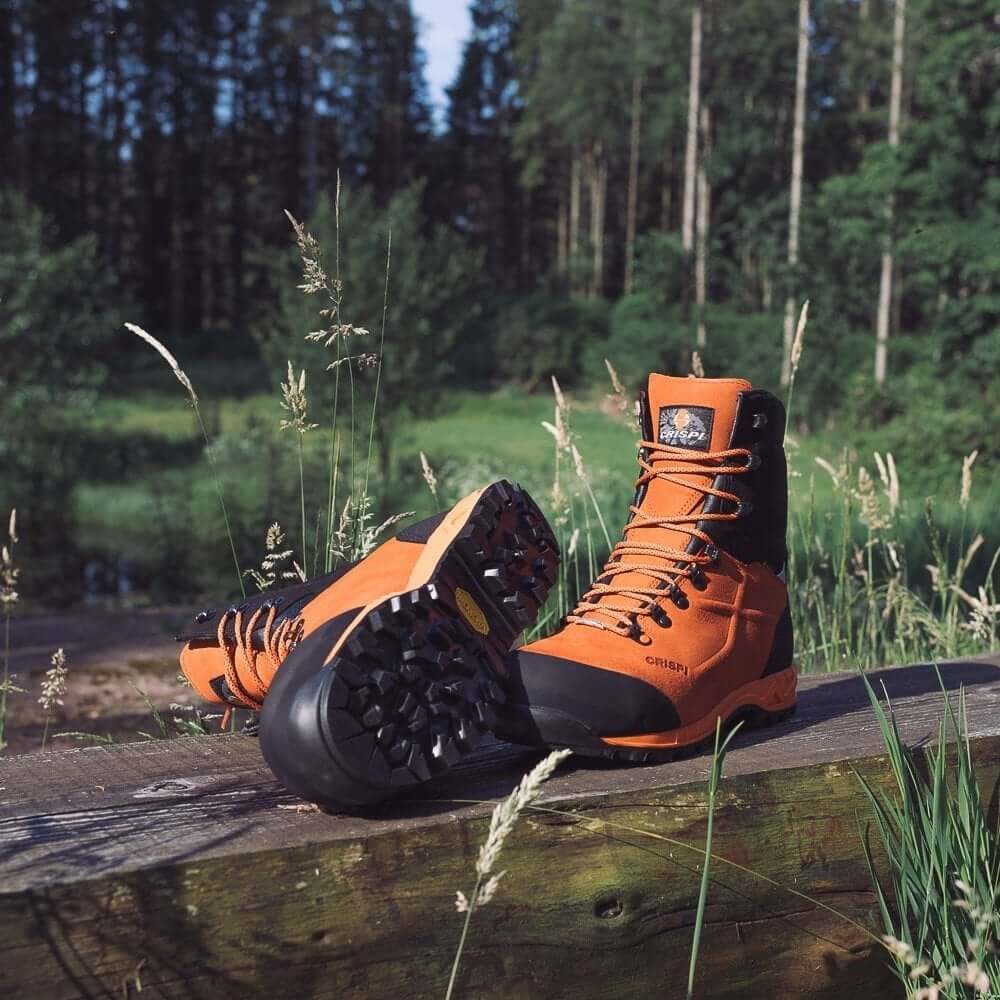 The Ultimate Guide On Which Chainsaw Boots You Need To Buy